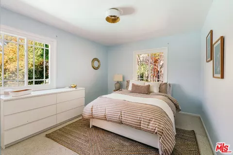 2436 Fairmount Ave, La Crescenta, CA 91214 photo 25