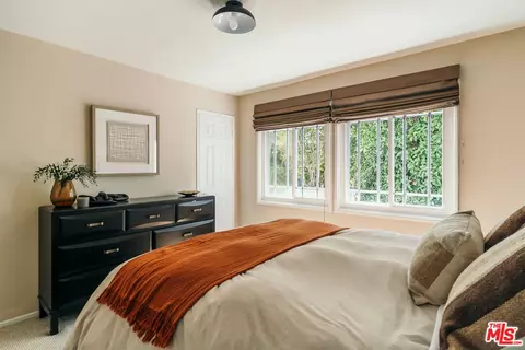 2436 Fairmount Ave, La Crescenta, CA 91214 photo 23