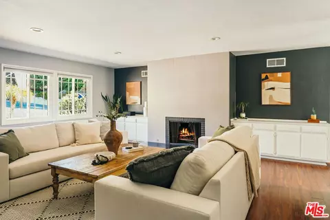 2436 Fairmount Ave, La Crescenta, CA 91214 photo 4