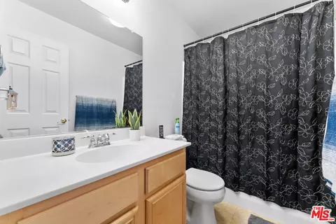 13880 Plantain St, Hesperia, CA 92344 photo 30