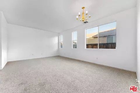 13880 Plantain St, Hesperia, CA 92344 photo 10
