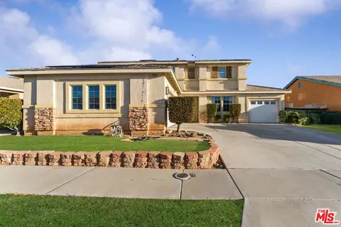 13880 Plantain St, Hesperia, CA 92344 photo 5