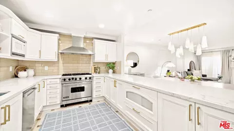 1828 Glendon Ave #301, Los Angeles, CA 90025
