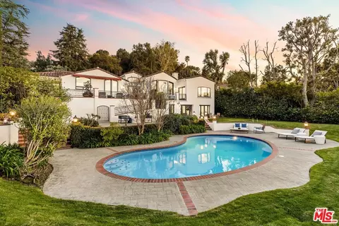 15615 Meadowgate Rd, Encino, CA 91436
