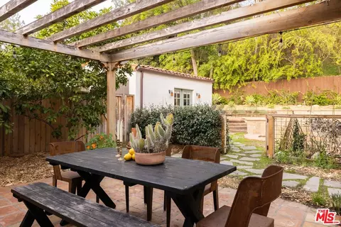 1200 Avenue 64, Pasadena, CA 91105 photo 38