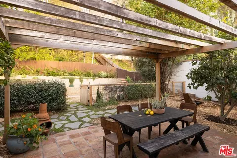 1200 Avenue 64, Pasadena, CA 91105 photo 36