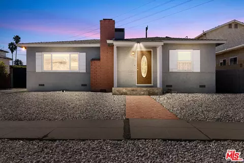 12606 Cantara St, North Hollywood, CA 91605
