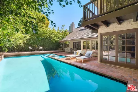11515 Marco Pl, Los Angeles, CA 90066