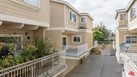 9344 Telegraph Rd, Downey, CA 90240 photo 4
