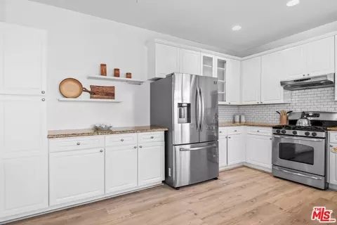 9344 Telegraph Rd, Downey, CA 90240 photo 21