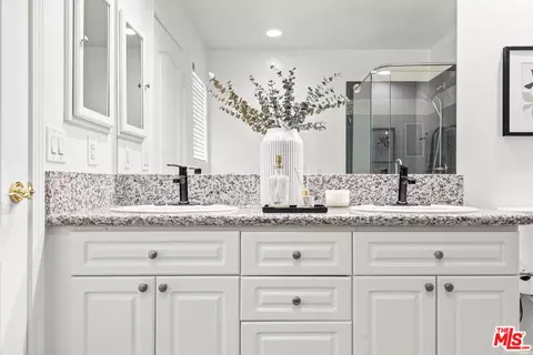 9344 Telegraph Rd, Downey, CA 90240 photo 36