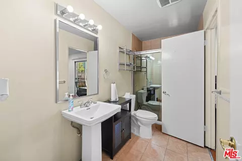 16301 S Tarrant Ave, Carson, CA 90746 photo 22
