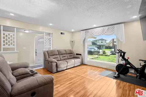16301 S Tarrant Ave, Carson, CA 90746 photo 8