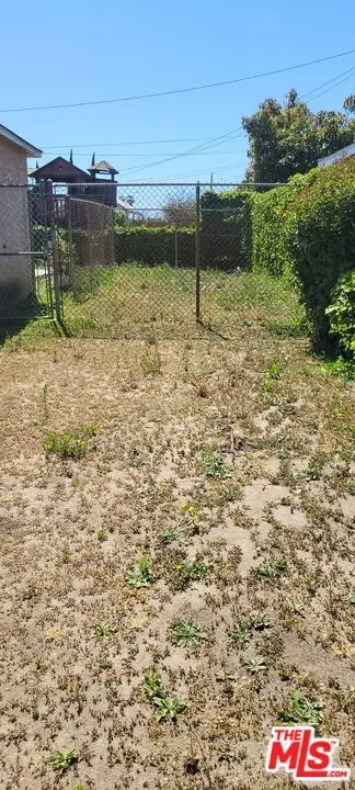 1103 W Bennett St, Compton, CA 90220 photo 21