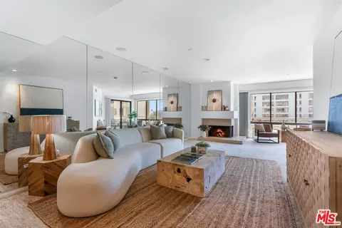 150 Ocean Park Blvd #429, Santa Monica, CA 90405