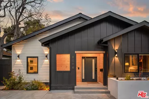 8006 Westlawn Ave, Los Angeles, CA 90045