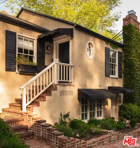 5929 Tuxedo Ter, Los Angeles, CA 90068