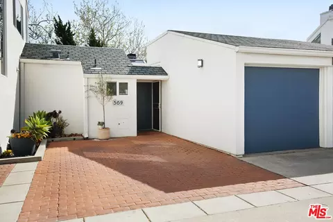369 Longden Ln, Solana Beach, CA 92075
