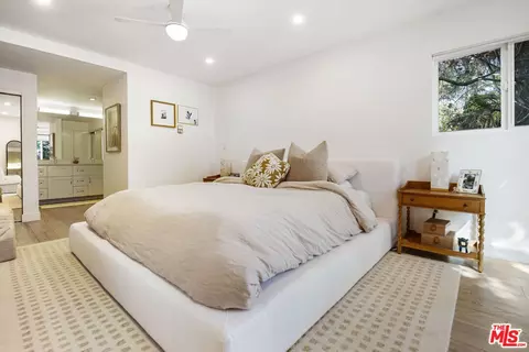 Bedroom - 369 Longden Ln, Solana Beach, CA 92075 photo 2 of 3