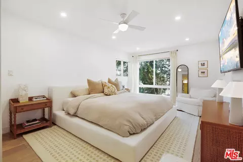 Bedroom - 369 Longden Ln, Solana Beach, CA 92075 photo 1 of 3