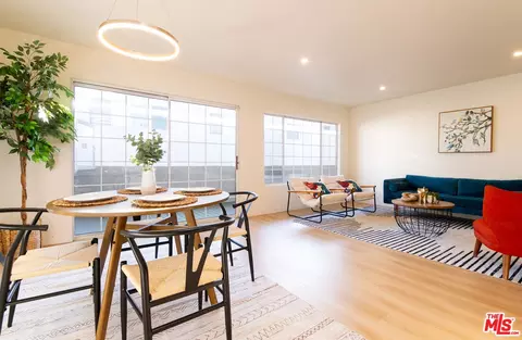 4647 Willis Ave #306, Sherman Oaks, CA 91403