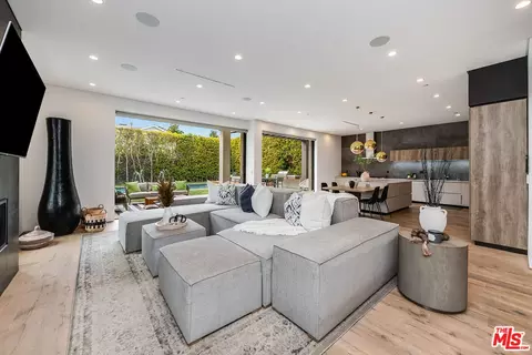 Living - 11241 Valley Spring Ln, North Hollywood, CA 91602 photo 1 of 2