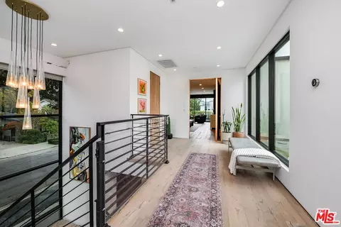 Entry Way - 11241 Valley Spring Ln, North Hollywood, CA 91602 photo 5 of 5