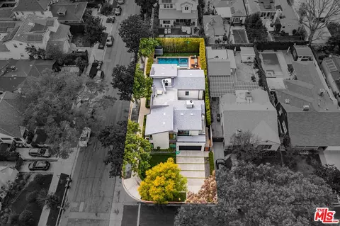 View/Area - 11241 Valley Spring Ln, North Hollywood, CA 91602 photo 2 of 3