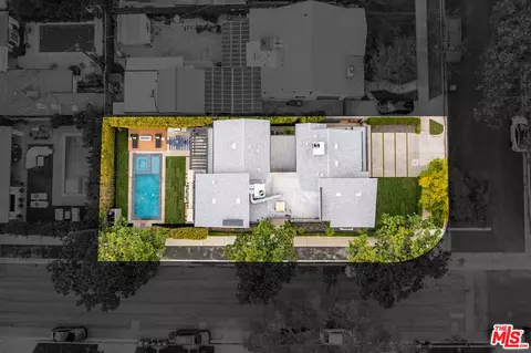 View/Area - 11241 Valley Spring Ln, North Hollywood, CA 91602 photo 3 of 3