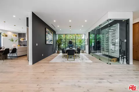Dining - 11241 Valley Spring Ln, North Hollywood, CA 91602 photo 2 of 2