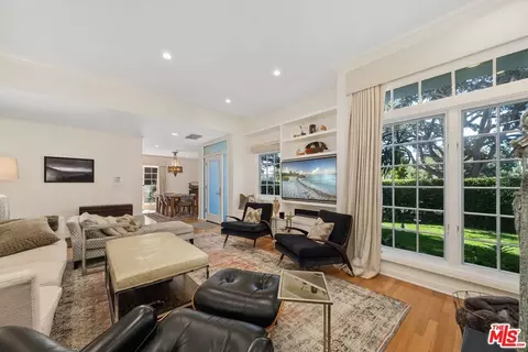 621 15th St, Santa Monica, CA 90402