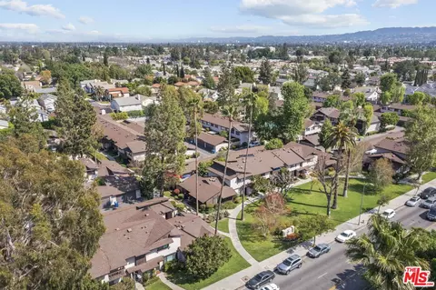 7530 Corbin Ave #1, Reseda, CA 91335 photo 39