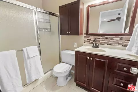 7530 Corbin Ave #1, Reseda, CA 91335 photo 23