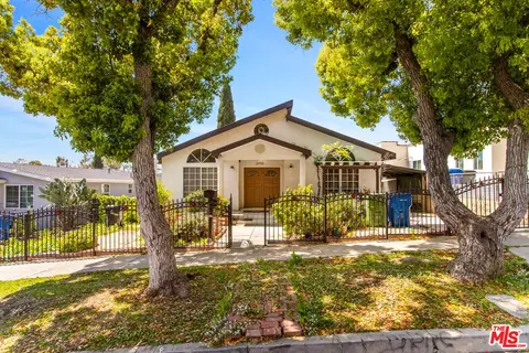 2956 W Avenue 35, Los Angeles, CA 90065