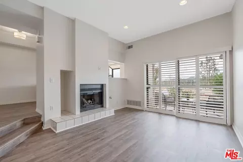 5728 Skyview Way #E, Agoura Hills, CA 91301