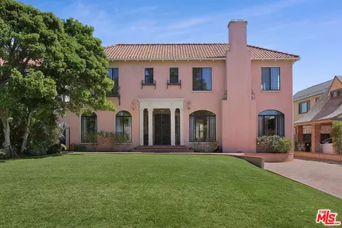 842 S Rimpau Blvd, Los Angeles, CA 90005