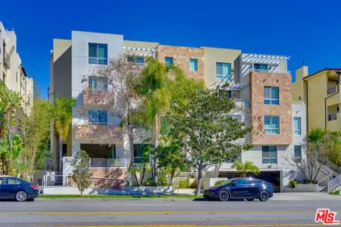 1430 S Beverly Glen Blvd #102, Los Angeles, CA 90024