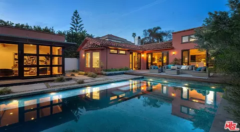 818 23rd St, Santa Monica, CA 90403