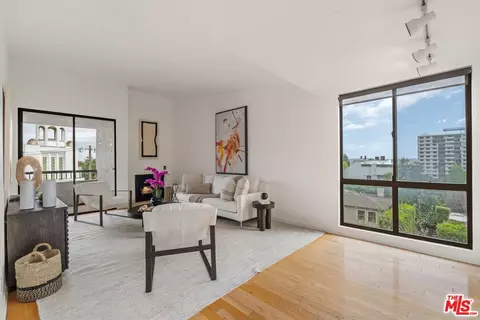 906 N Doheny Dr #417, West Hollywood, CA 90069