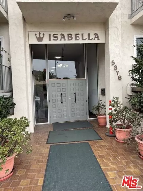 5376 Fairview Blvd #210, Los Angeles, CA 90056