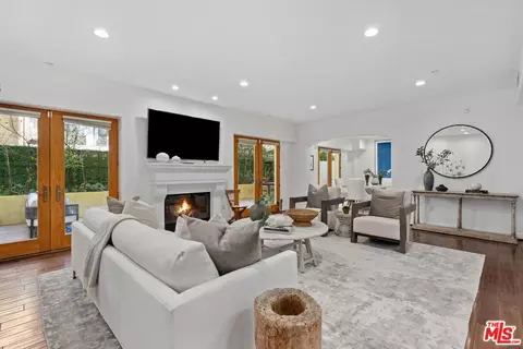 12026 Rhode Island Ave #102, Los Angeles, CA 90025