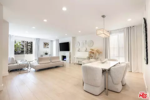 1164 Wellesley Ave #101, Los Angeles, CA 90049