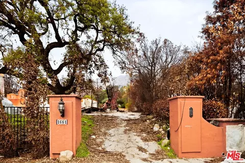 1661 E Mendocino St, Altadena, CA 91001