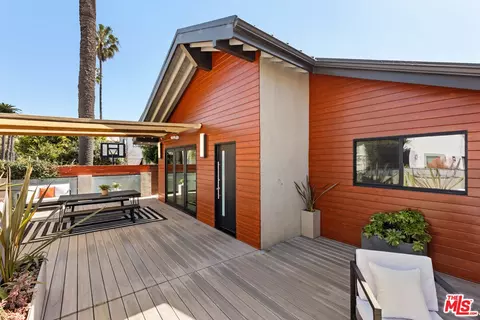 628 Indiana Ave, Venice, CA 90291