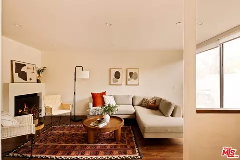 Living - 500 E Del Mar Blvd #32, Pasadena, CA 91101 photo 1 of 3