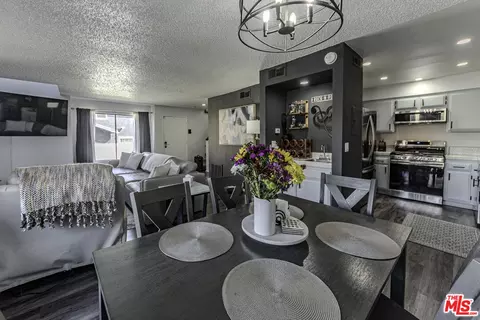 849 E Victoria St #101, Carson, CA 90746