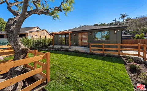 5116 Orange Pl, Los Angeles, CA 90008