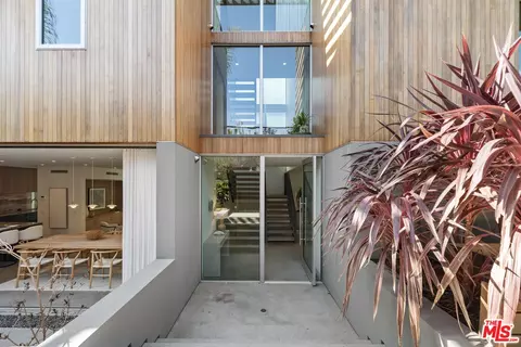1601 Shell Ave, Venice, CA 90291