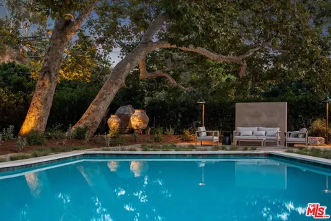 1300 Shadybrook Dr, Beverly Hills, CA 90210
