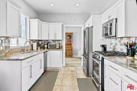Other - 20149 Fallen Leaf Dr, Perris, CA 92570 photo 11 of 16